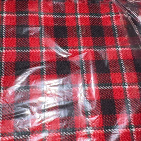 Lands' End "CashTouch" Winter Scarf in "Rich Red Plaid" - NWT - Picture 8 of 13